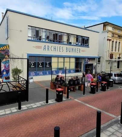 Archies Bunker Affordable Accommodation Napier Extérieur photo
