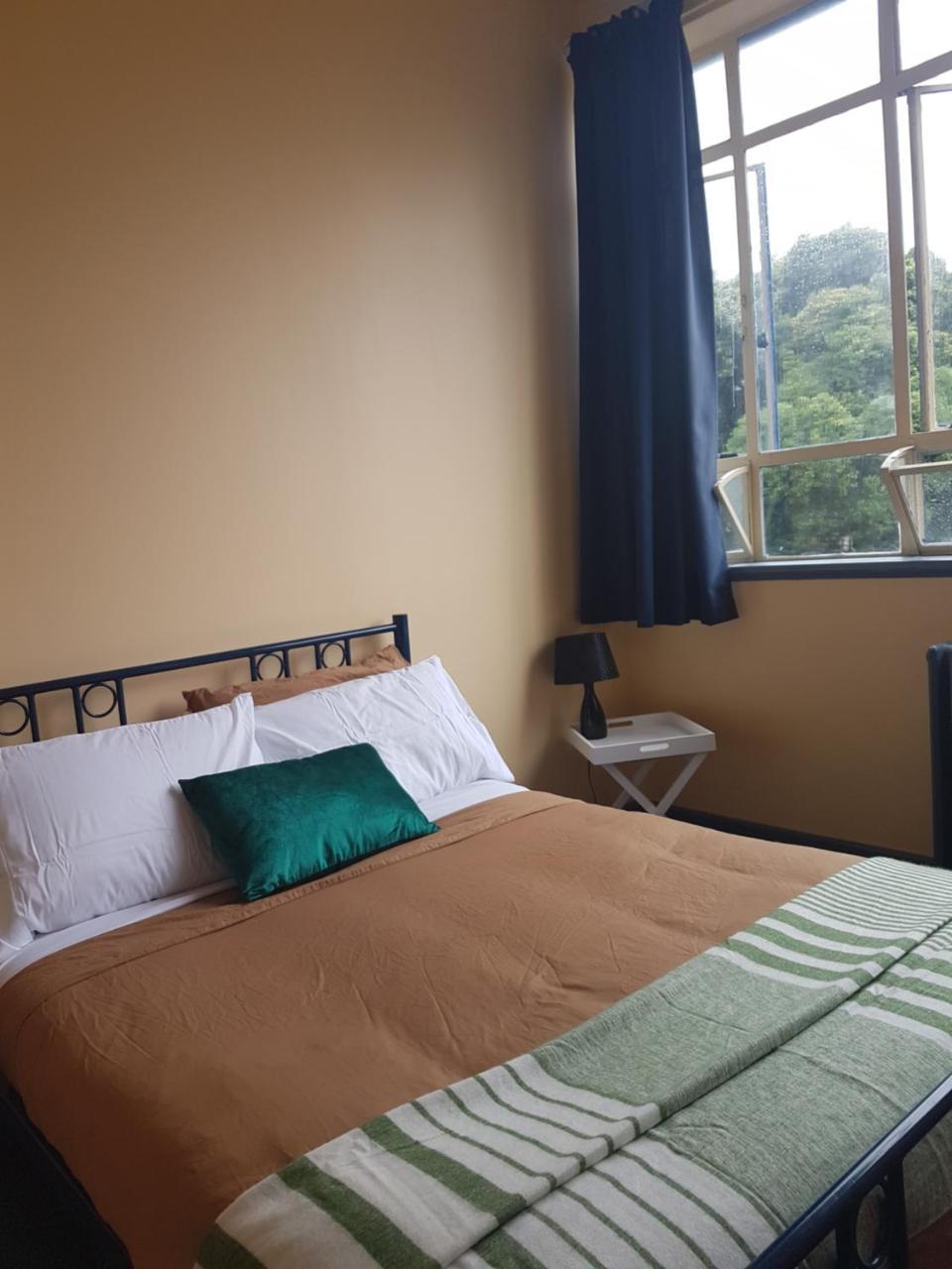 Archies Bunker Affordable Accommodation Napier Extérieur photo